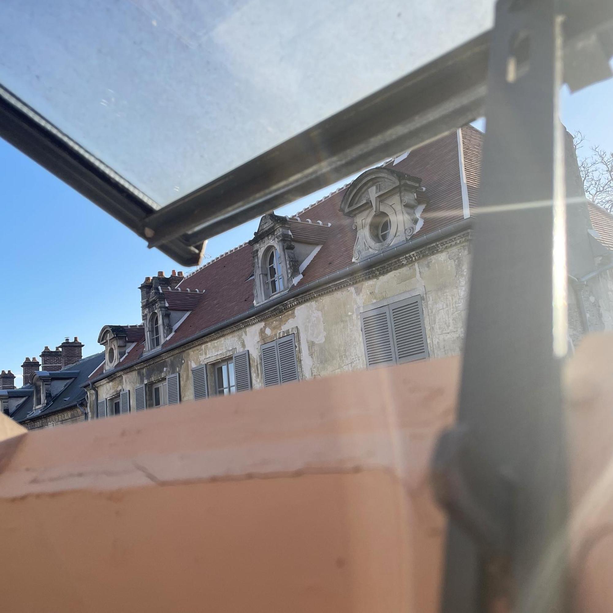 Ferienwohnung La Maison Des Rues Pavees Avec Jardin By La Boite En Plus Senlis  Exterior foto